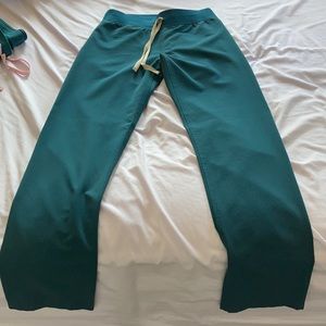 Figs scrub bottom. XS Tall